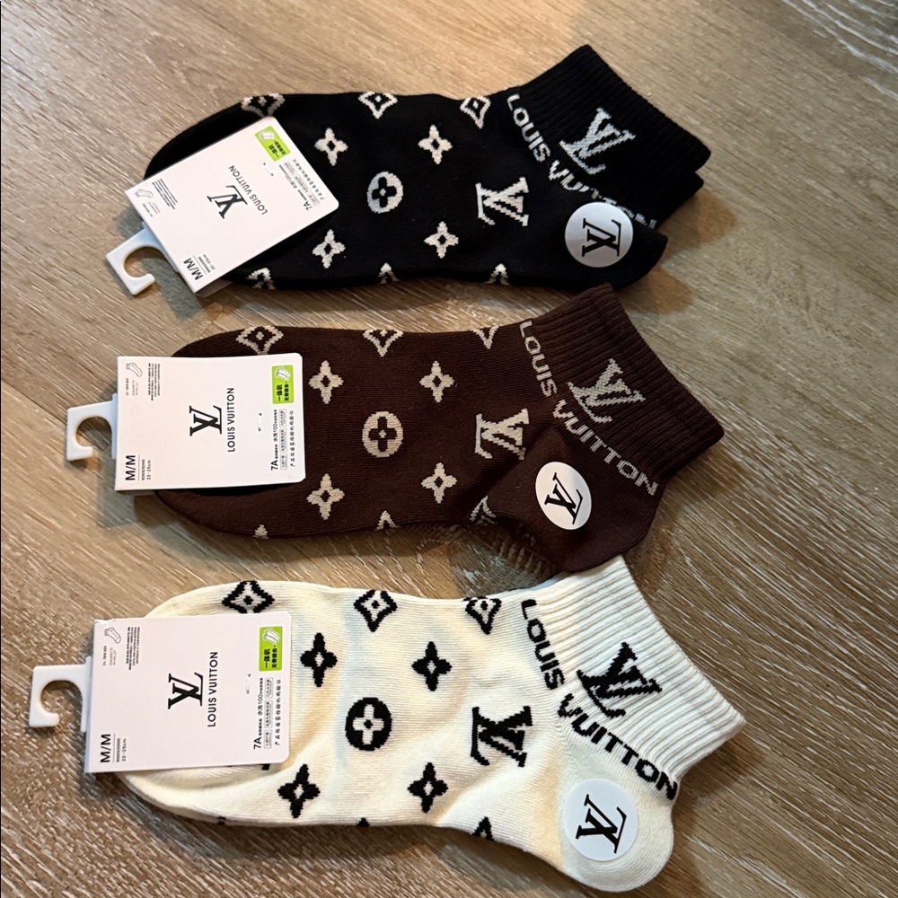 Lv black white and cream GWP Socks bundle of 3